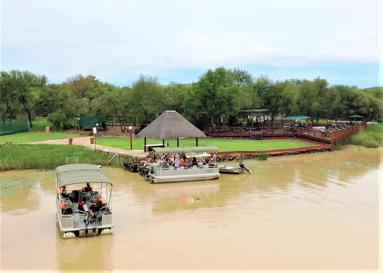 Crocodile Pools River Safaris Gaborone Eksteriør billede