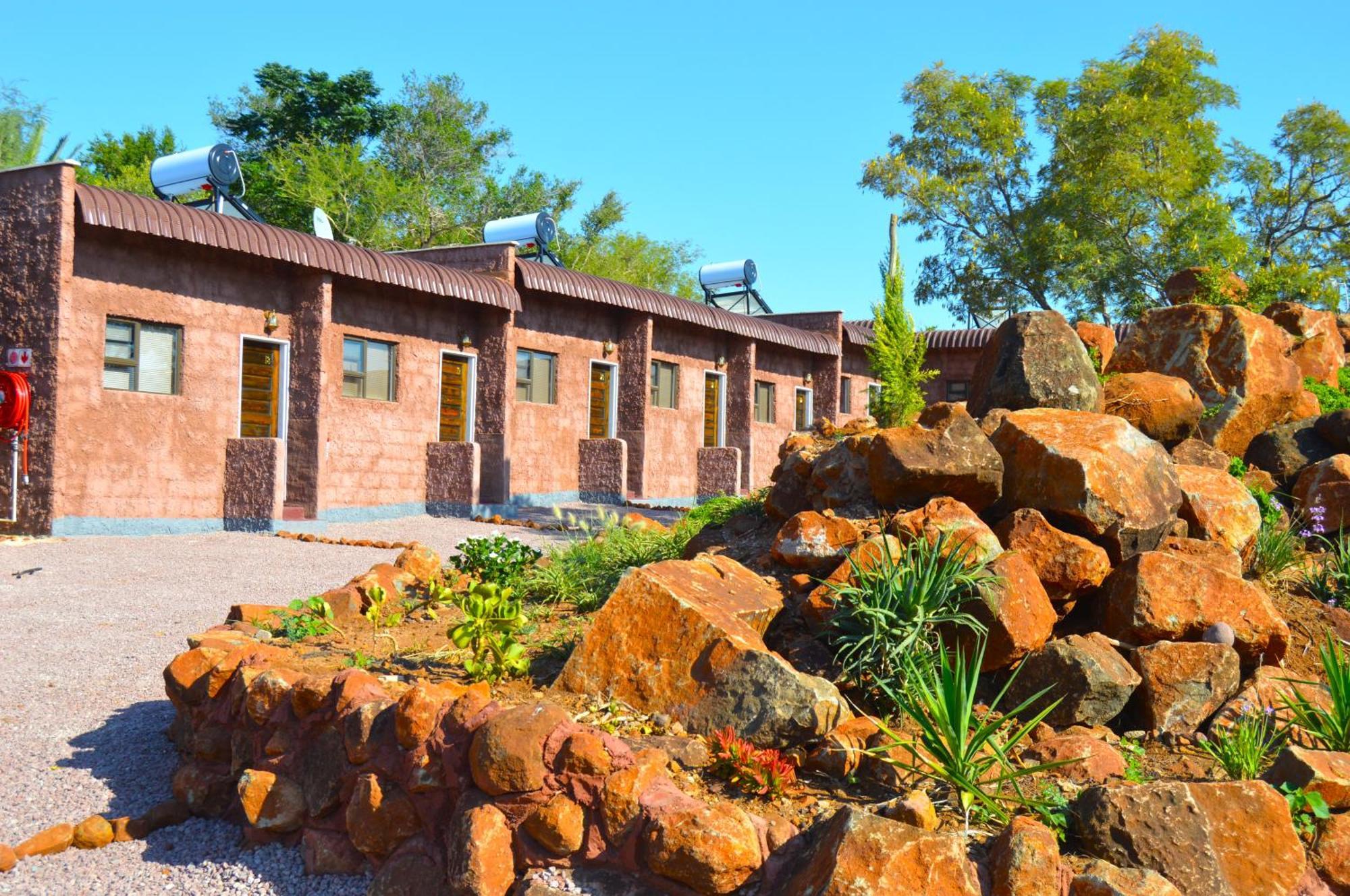 Crocodile Pools River Safaris Gaborone Eksteriør billede